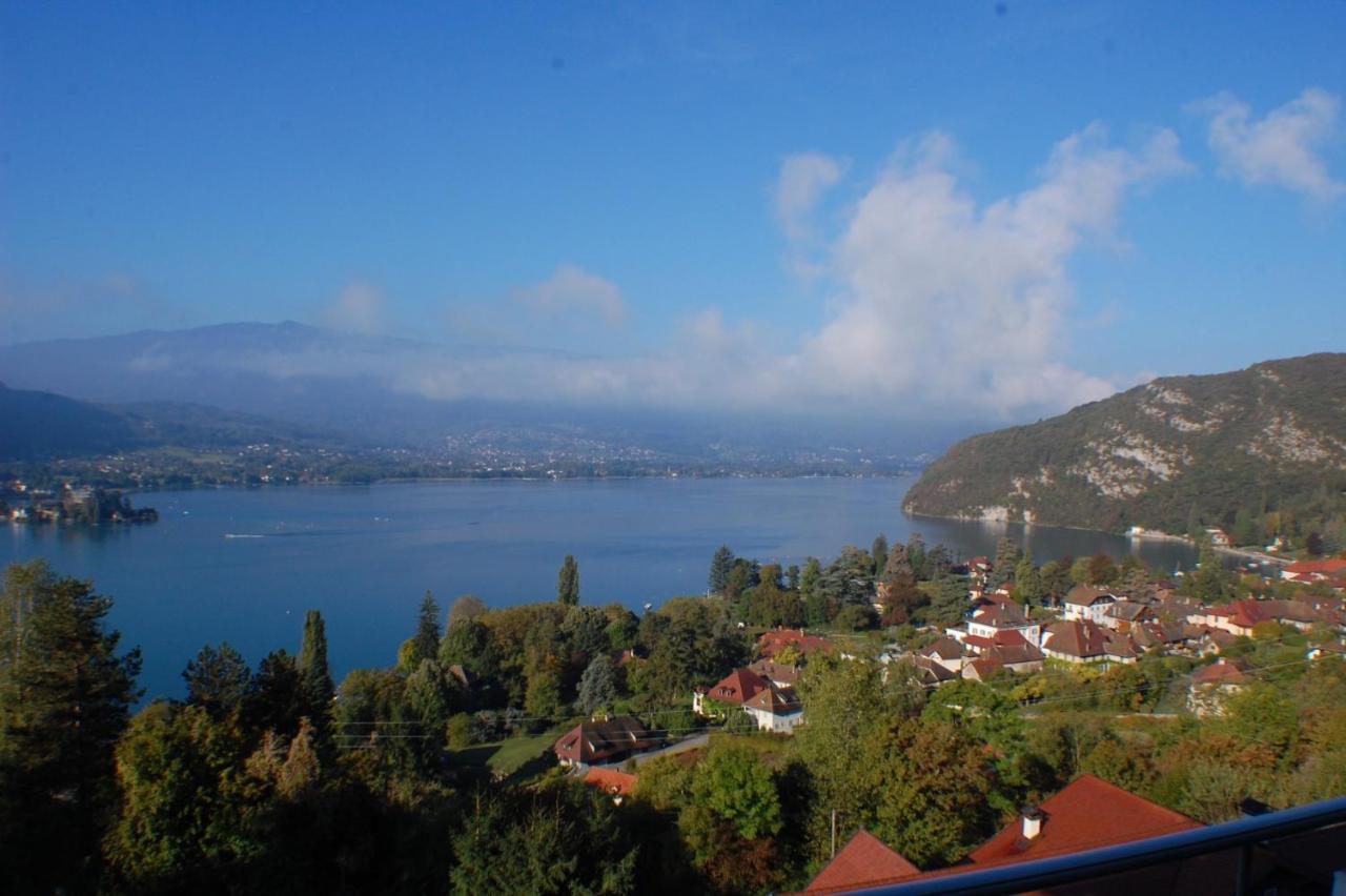L'Hermitage: Lakeside Apartments with Terrace, Pool & Parking Talloires Exterior photo