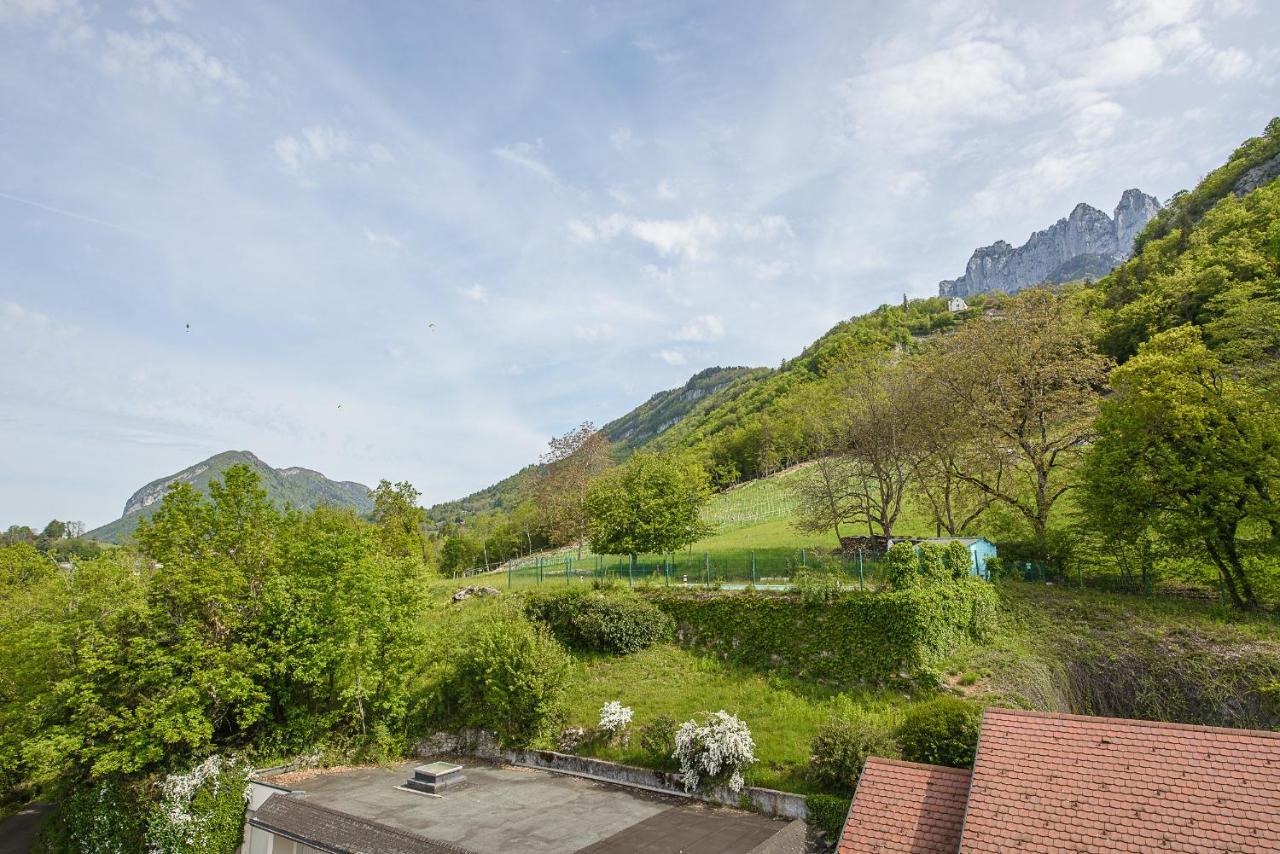 L'Hermitage: Lakeside Apartments with Terrace, Pool & Parking Talloires Exterior photo