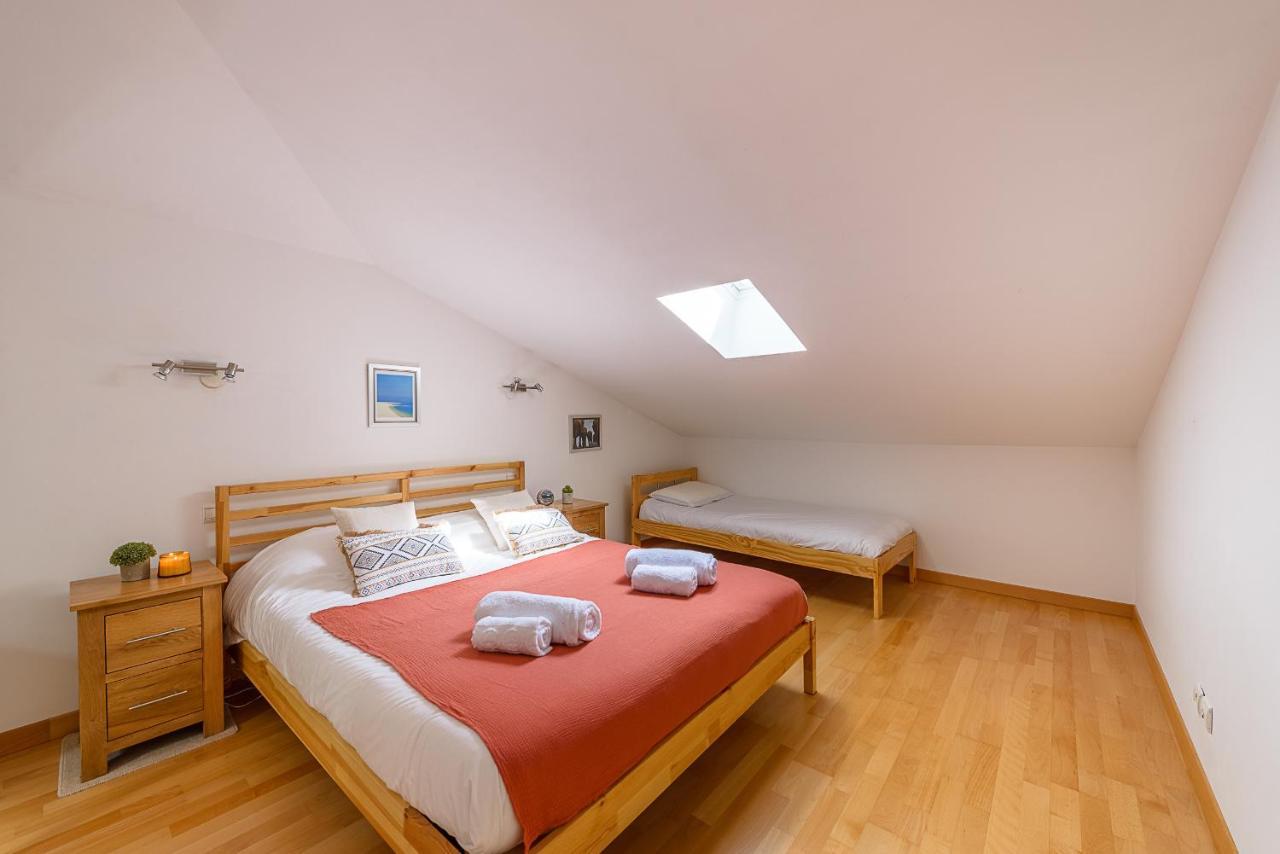 L'Hermitage: Lakeside Apartments with Terrace, Pool & Parking Talloires Exterior photo