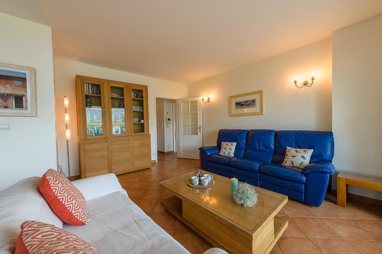 L'Hermitage: Lakeside Apartments with Terrace, Pool & Parking Talloires Exterior photo